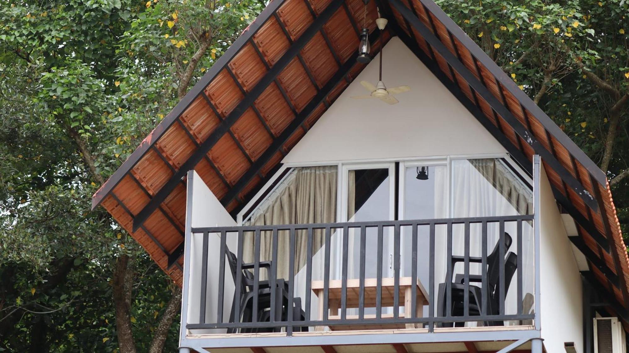 Ripples Backwater Resort, Колам Екстериор снимка